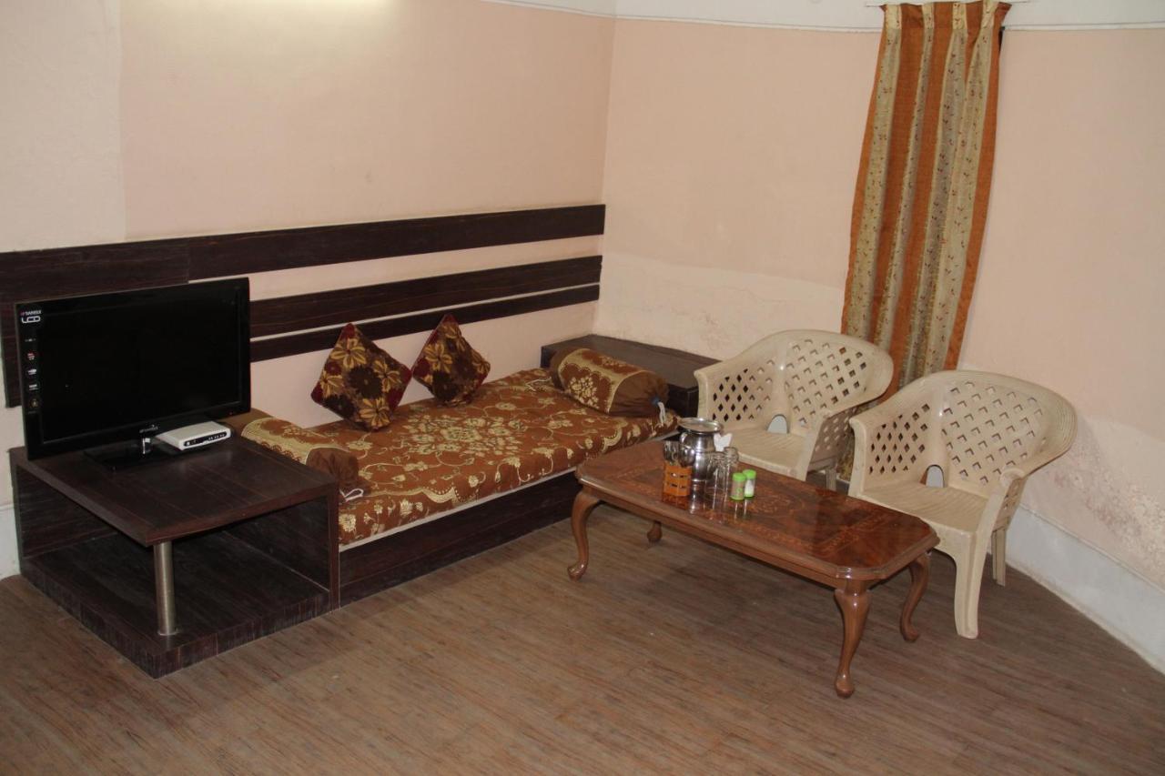 Hotel Tapovan Nashik Bagian luar foto