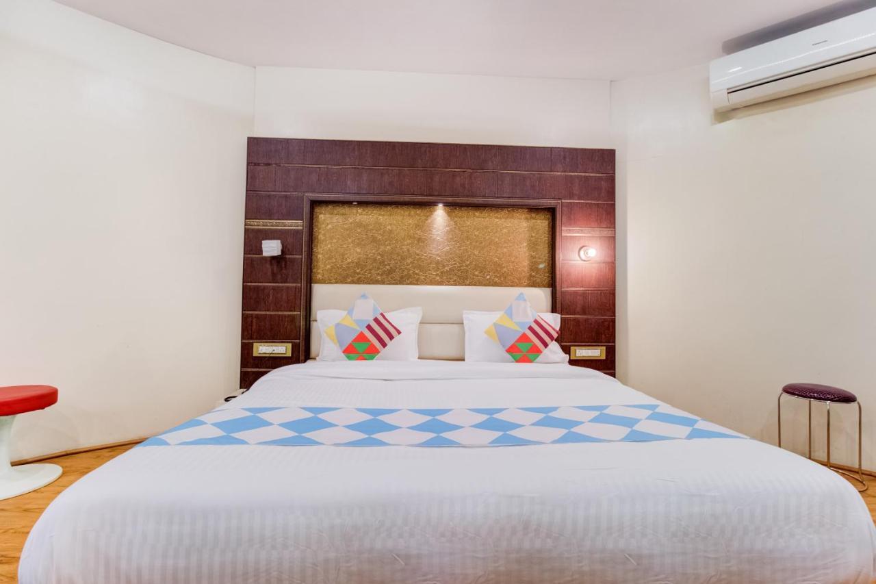 Hotel Tapovan Nashik Bagian luar foto