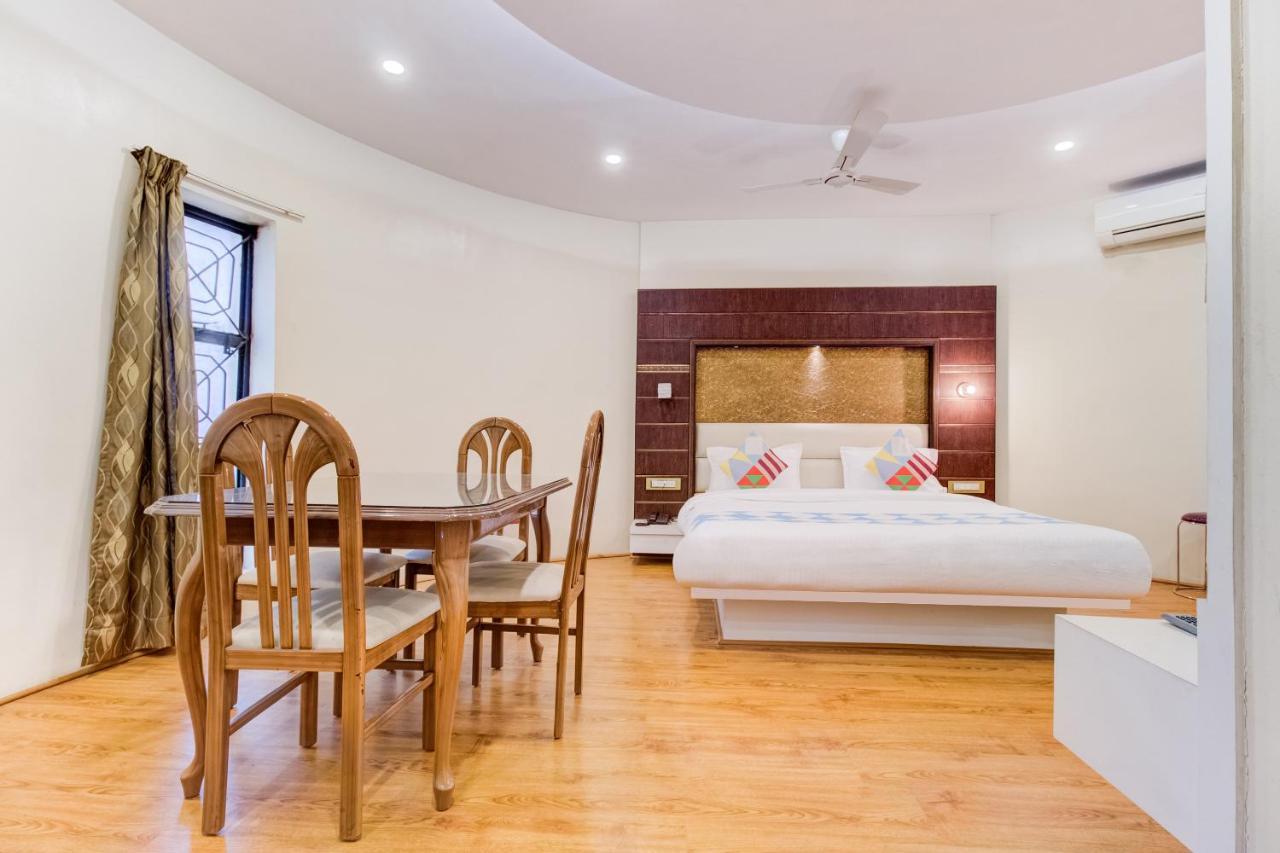Hotel Tapovan Nashik Bagian luar foto