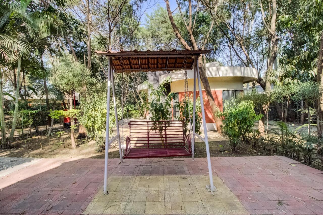 Hotel Tapovan Nashik Bagian luar foto